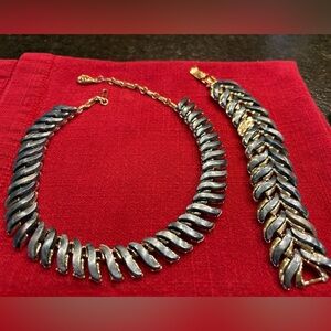 Vintage Silver/Blue and Gold tone necklace/bracelet set